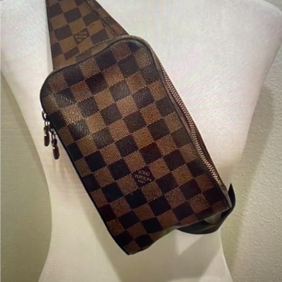 Louis Vuitton Brown Damier Ebene Belt Bag - Picture 1 of 11